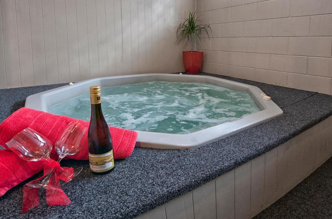 Sport Of Kings Motel Rotorua Eksteriør billede
